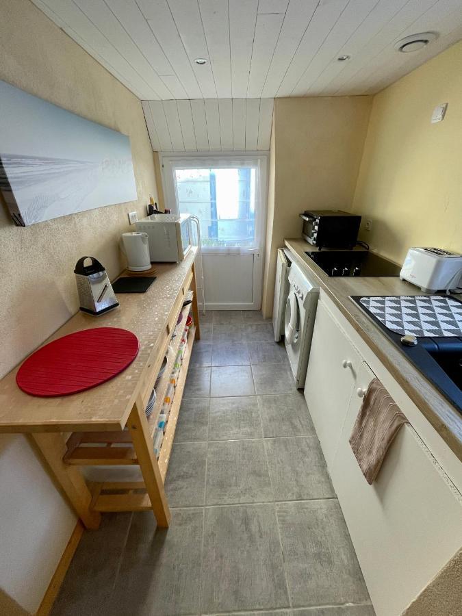 Authentique Penty Au Coeur Du Bourg Apartman Roscanvel Kültér fotó