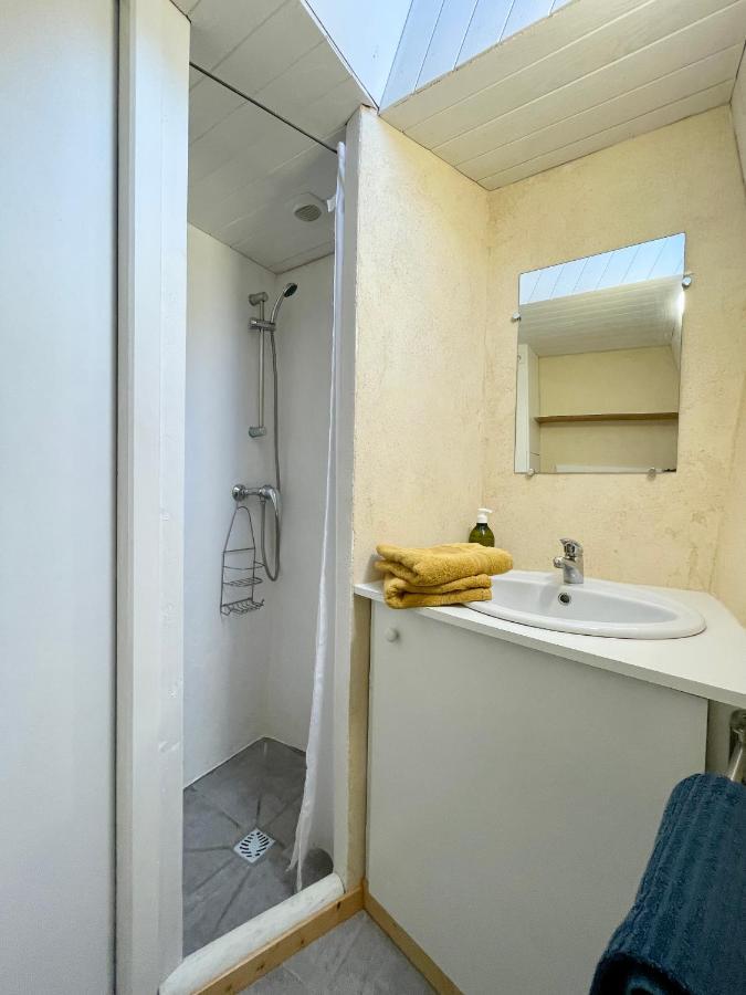 Authentique Penty Au Coeur Du Bourg Apartman Roscanvel Kültér fotó